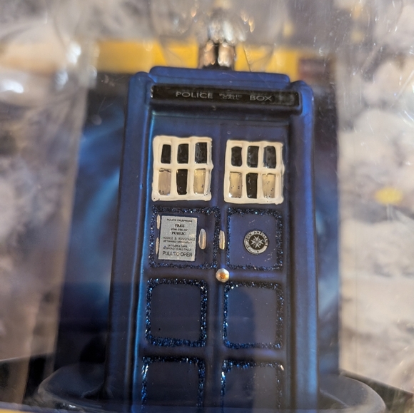 Doctor Who TARDIS Christmas Ornament Hand-Crafted Glass BBC Kurt S. Adler - Picture 2 of 5